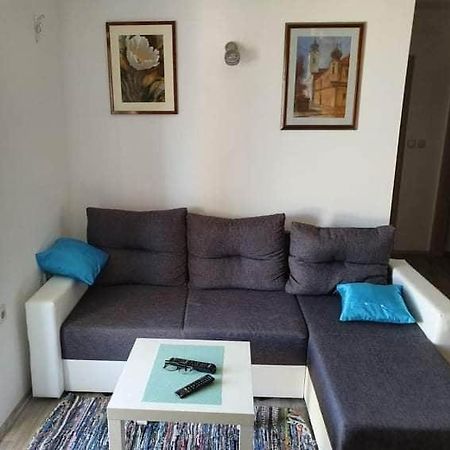 Apartman Dora Lägenhet Pag Town Exteriör bild
