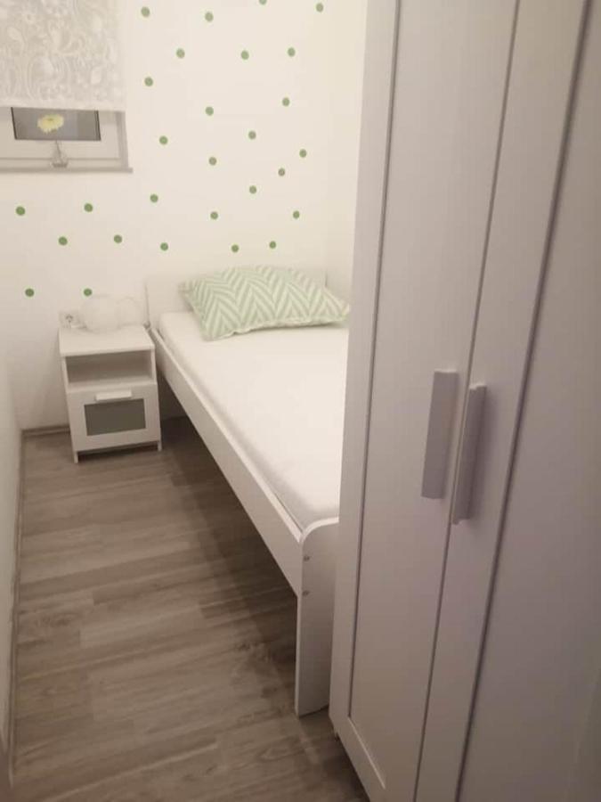 Apartman Dora Lägenhet Pag Town Exteriör bild