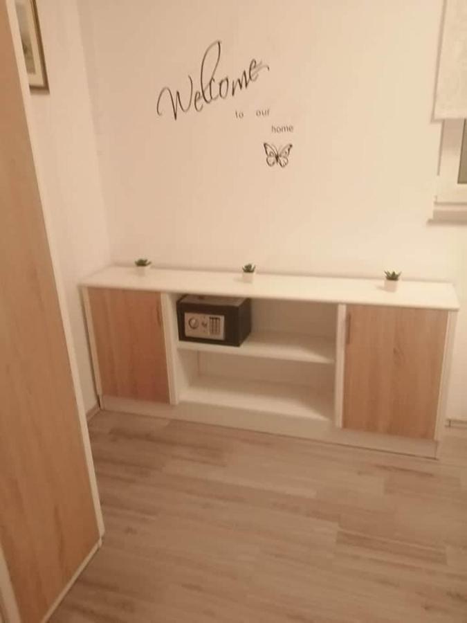 Apartman Dora Lägenhet Pag Town Exteriör bild